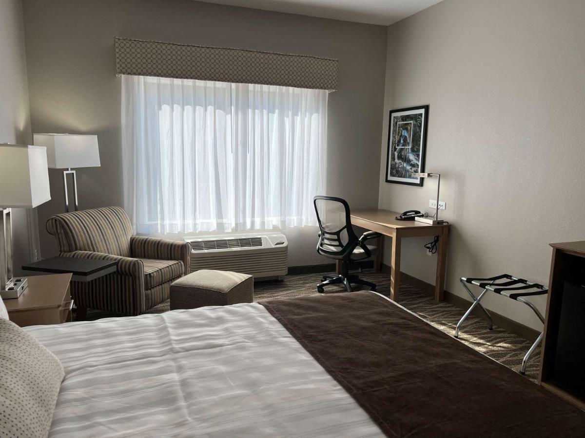 Best Western Plus Rumford Falls Bagian luar foto