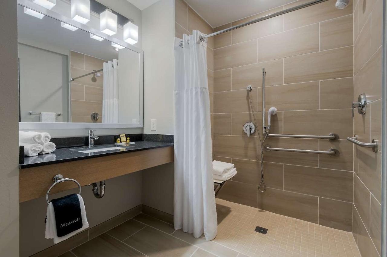 Best Western Plus Rumford Falls Bagian luar foto
