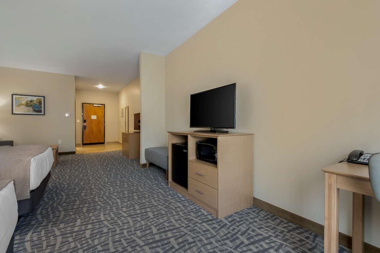 Best Western Plus Rumford Falls Bagian luar foto