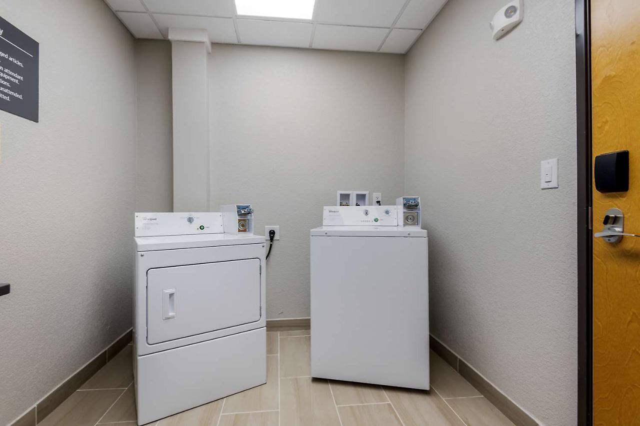 Best Western Plus Rumford Falls Bagian luar foto