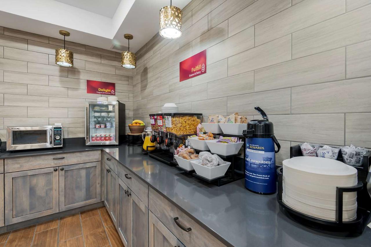 Best Western Plus Rumford Falls Bagian luar foto
