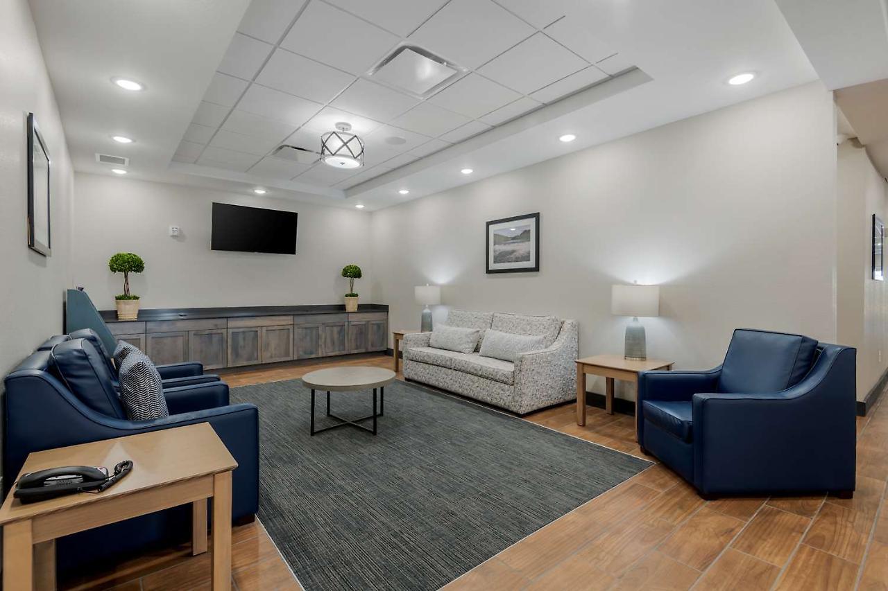 Best Western Plus Rumford Falls Bagian luar foto